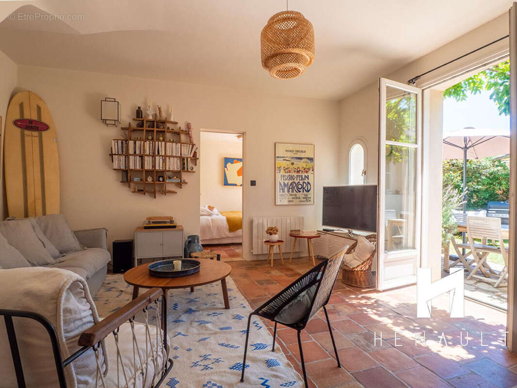 Maison à LES PORTES-EN-RE