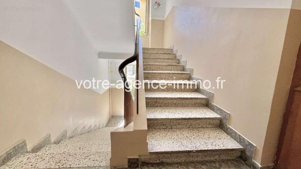 NICE GARIBALDI - 5 Pièces de 106m² - photo 15
