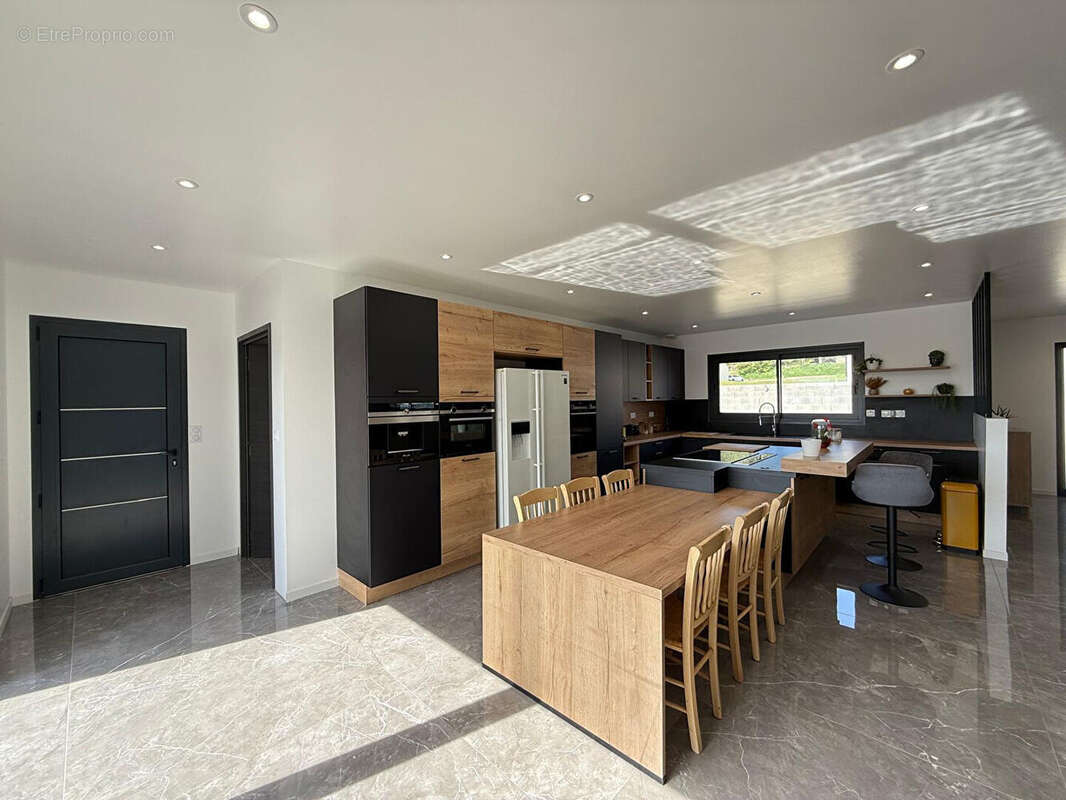 Maison à CHATELLERAULT