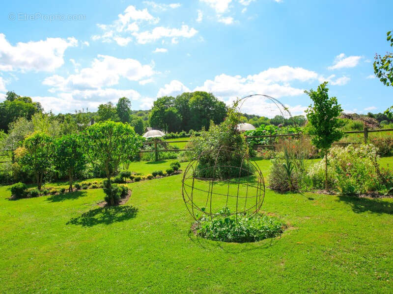 Maison à NEUFCHATEL-EN-BRAY