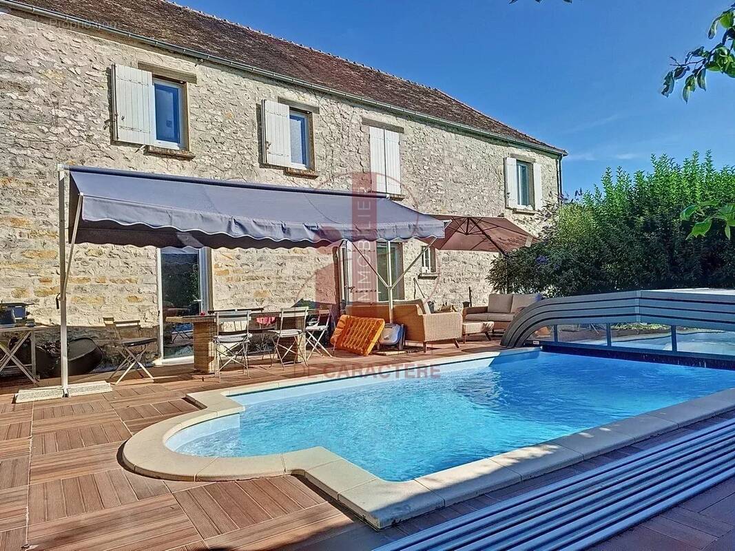 Maison à NOISY-SUR-ECOLE