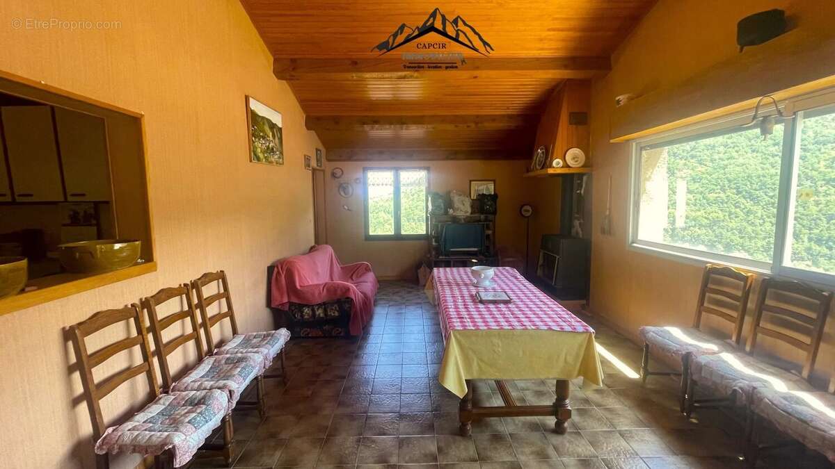 Maison 4 faces en pierre avec jardin - AYGUATÉBIA-TALAU - photo 24