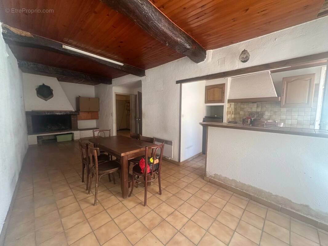 Appartement à NANS-LES-PINS