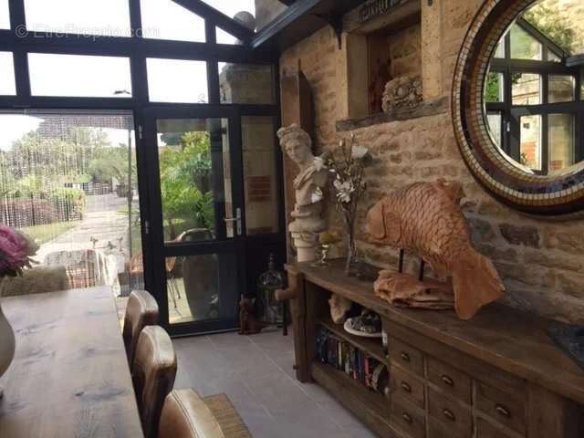 Maison à NANTEUIL-EN-VALLEE