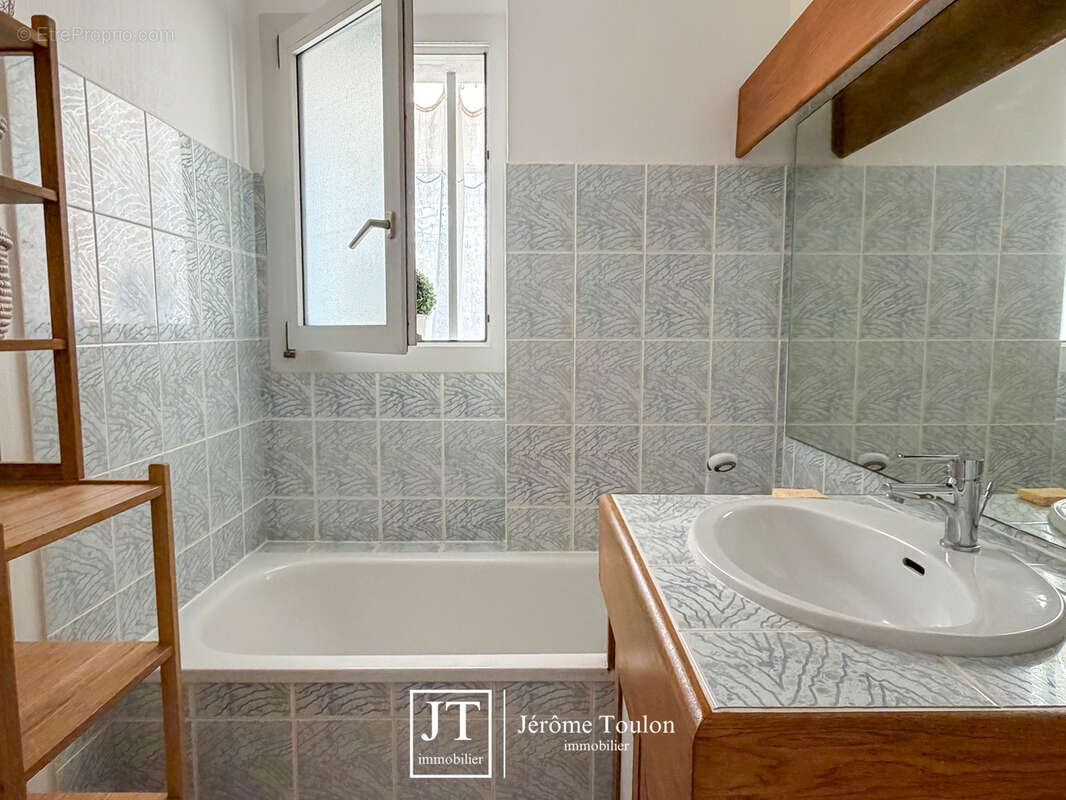 Appartement à VAUX-SUR-MER