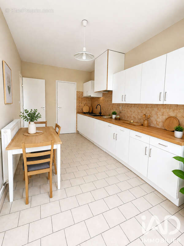 Maison 92 m² à Floirac  - photo 2