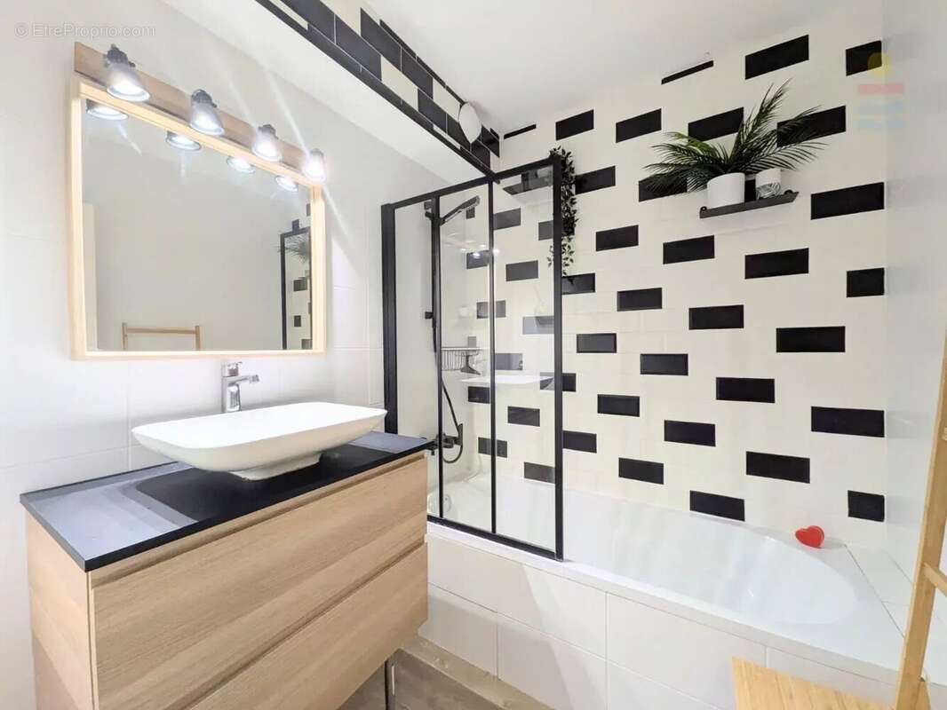 Exclusivité — nice — mont boron — f1 35 m² + terrasse  et jardin privatif - photo 5