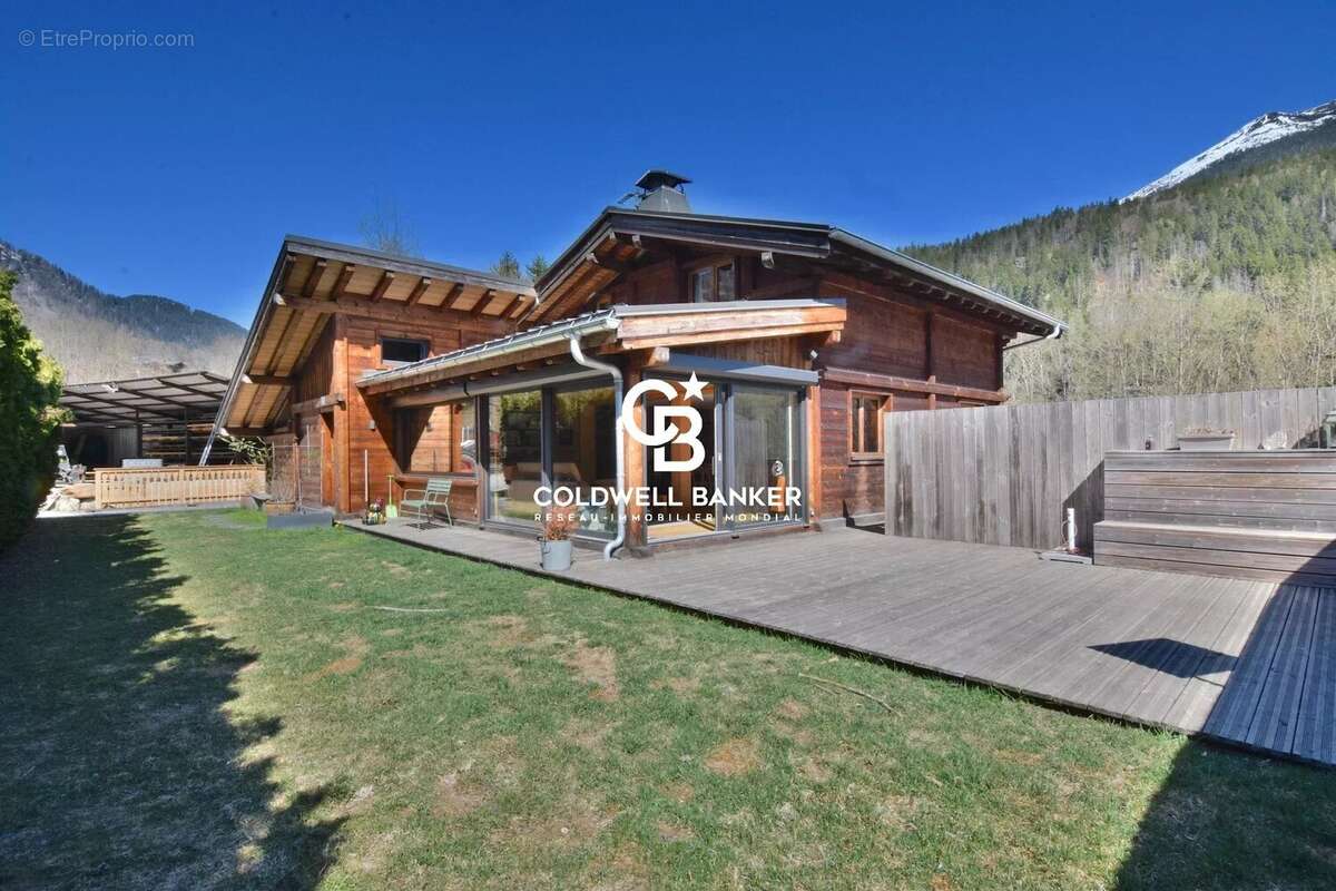 Propriété sur 2 niveaux avec 2 appartements - 153 m² - Les Houches - photo 14