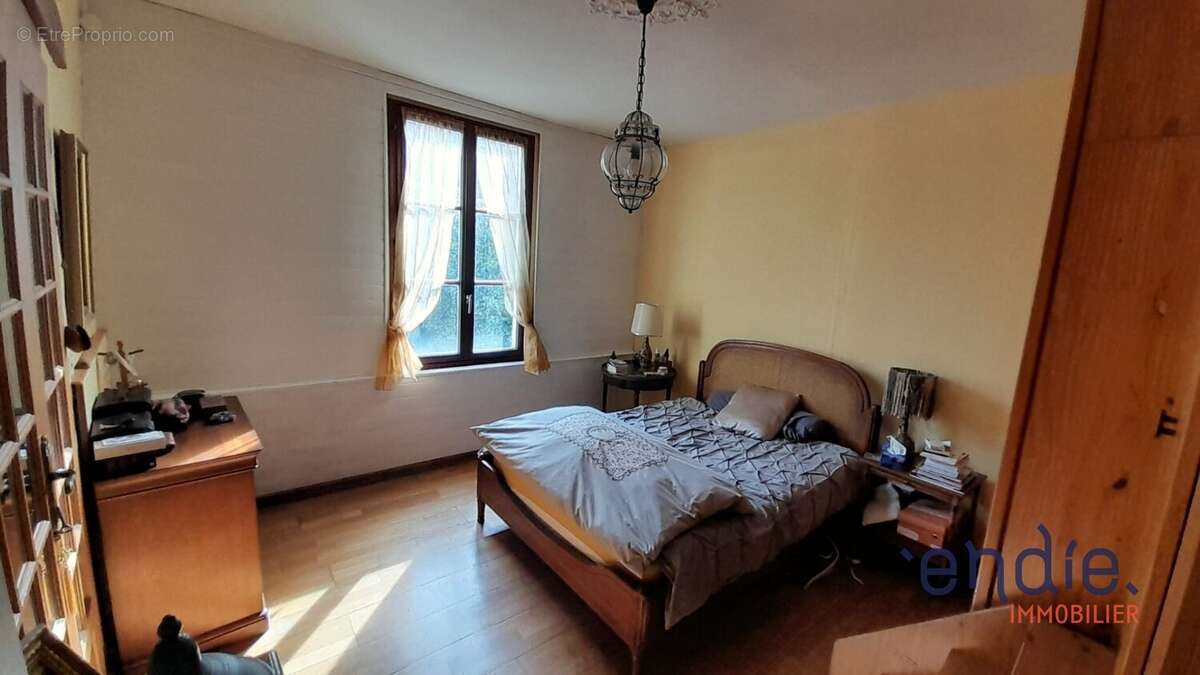 Maison à BEAUVAIS