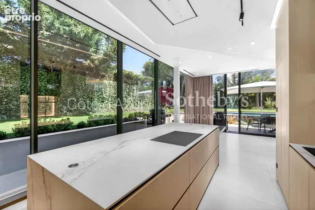 Cap d’Antibes villa contemporaine neuve à pied de la mer dans domaine privé - photo 10
