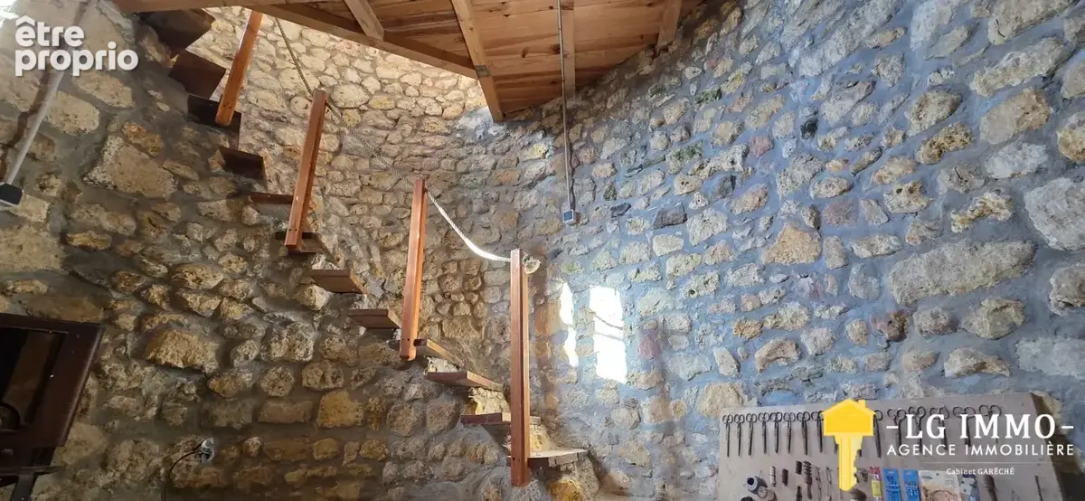 Propriété charentaise avec oliveraie, 4ha de terrain, vue estuaire - photo 29