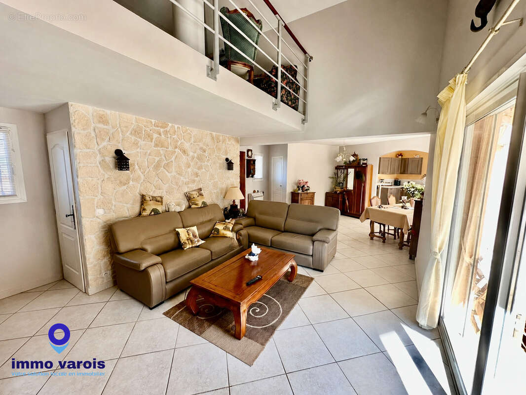 Maison à PIERREFEU-DU-VAR