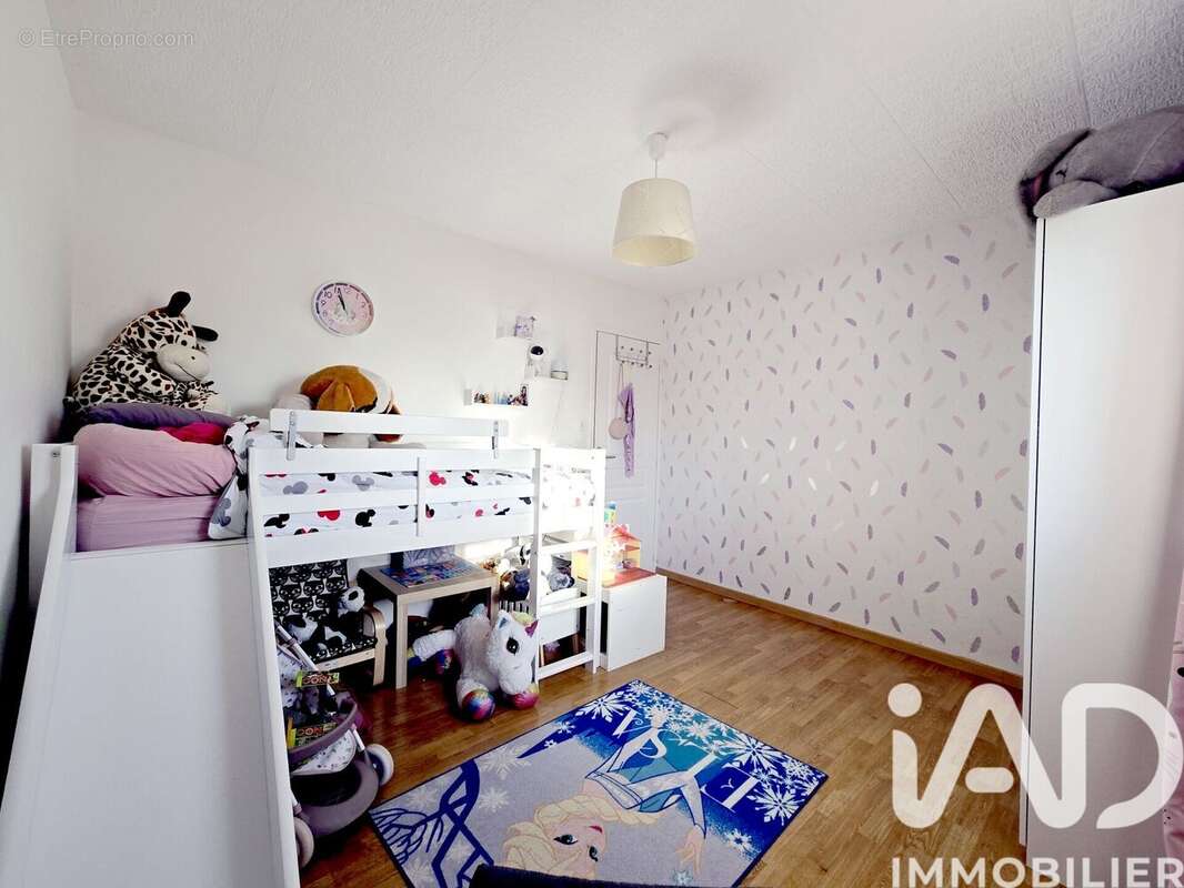 Photo 8 - Maison à LA CHAPELLE-SAINT-MESMIN