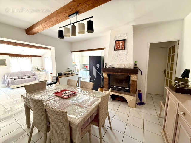 Maison à ROQUEVAIRE