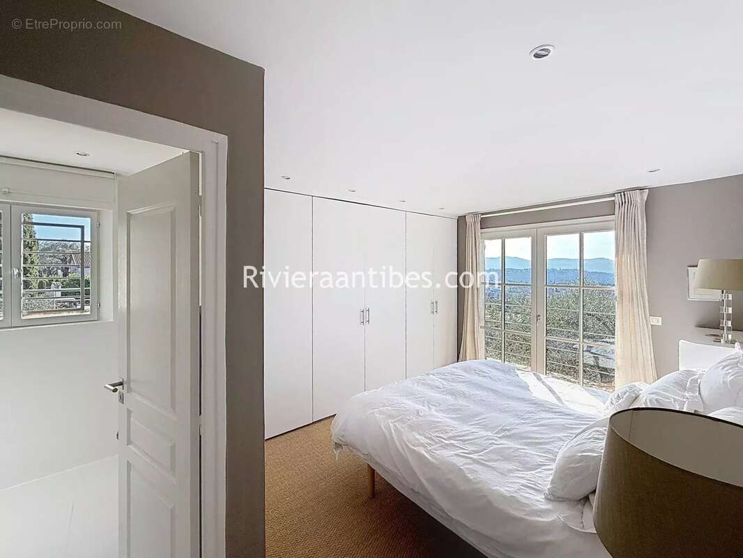 Maison à MOUANS-SARTOUX