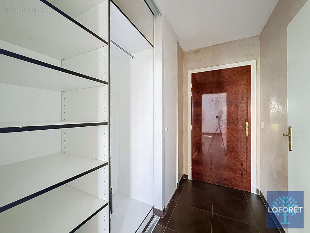 Appartement à VIGNEUX-SUR-SEINE