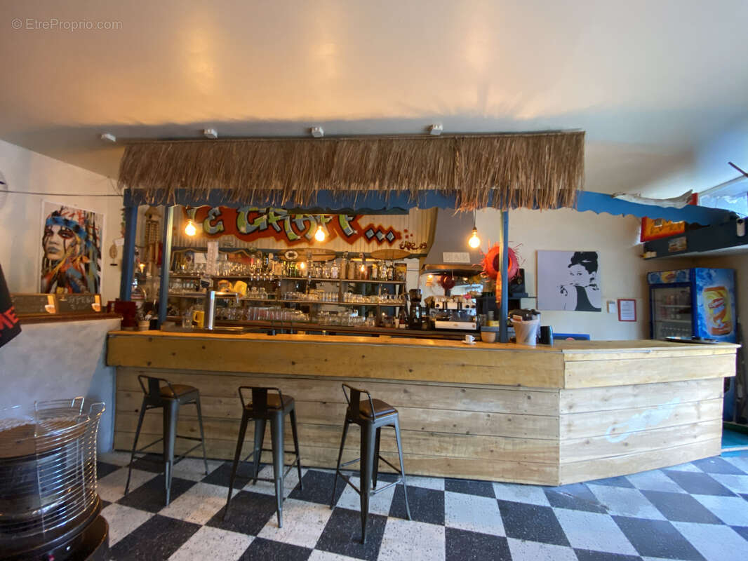 Commerce à LOURES-BAROUSSE