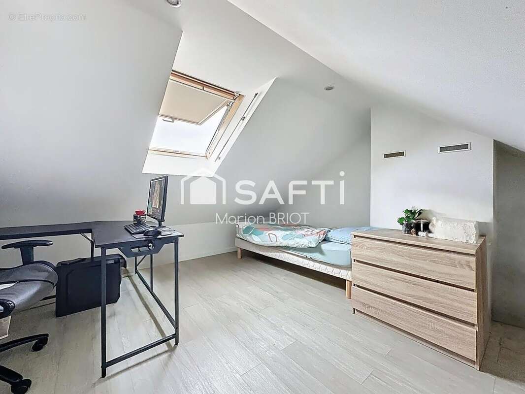 Photo 5 - Maison à VAUREAL