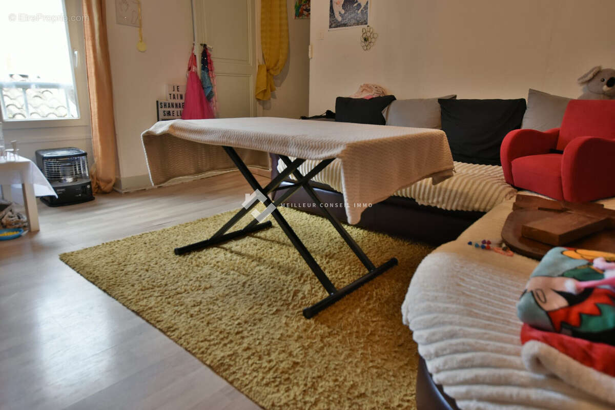 Appartement 404 m² à Montfort-En-Chalosse  - photo 2
