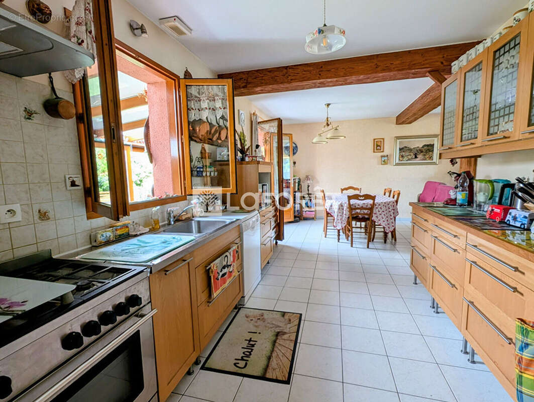 Maison à FROMONT