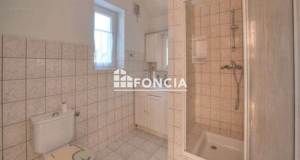 Maison à BELLEGARDE-SUR-VALSERINE