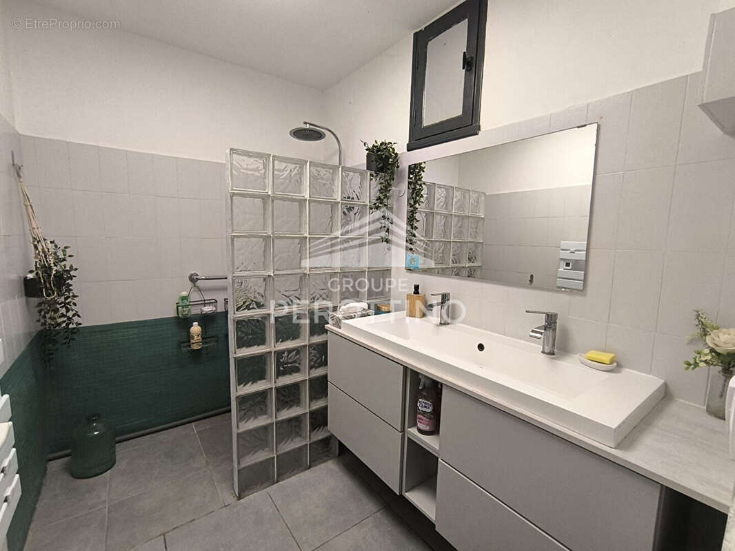 Appartement à TRETS