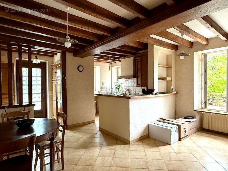 Maison à GARANCIERES