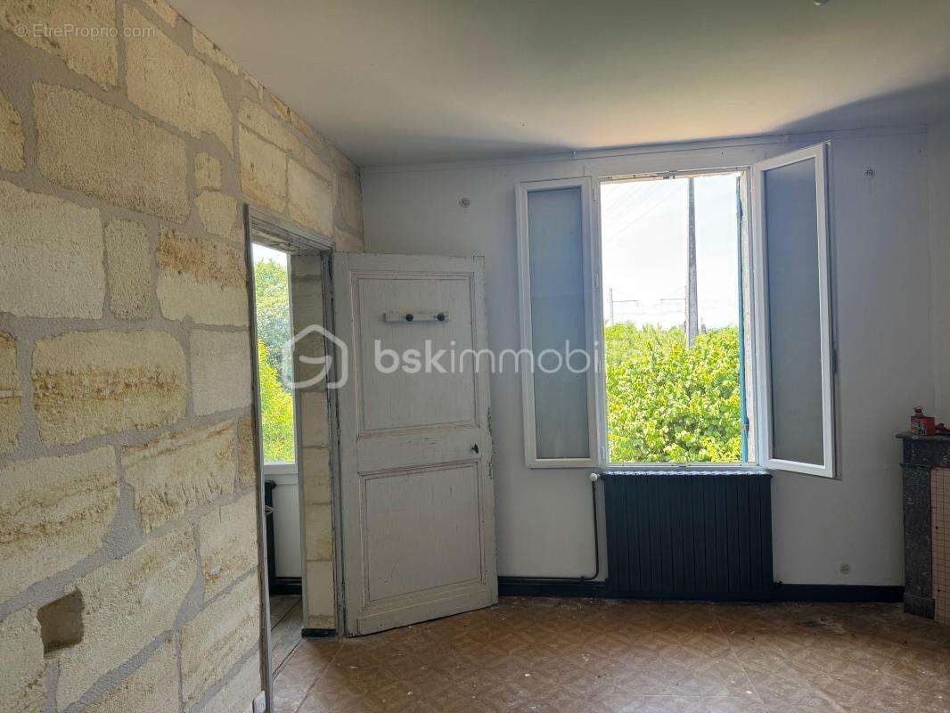 Maison à SAINT-DENIS-DE-PILE