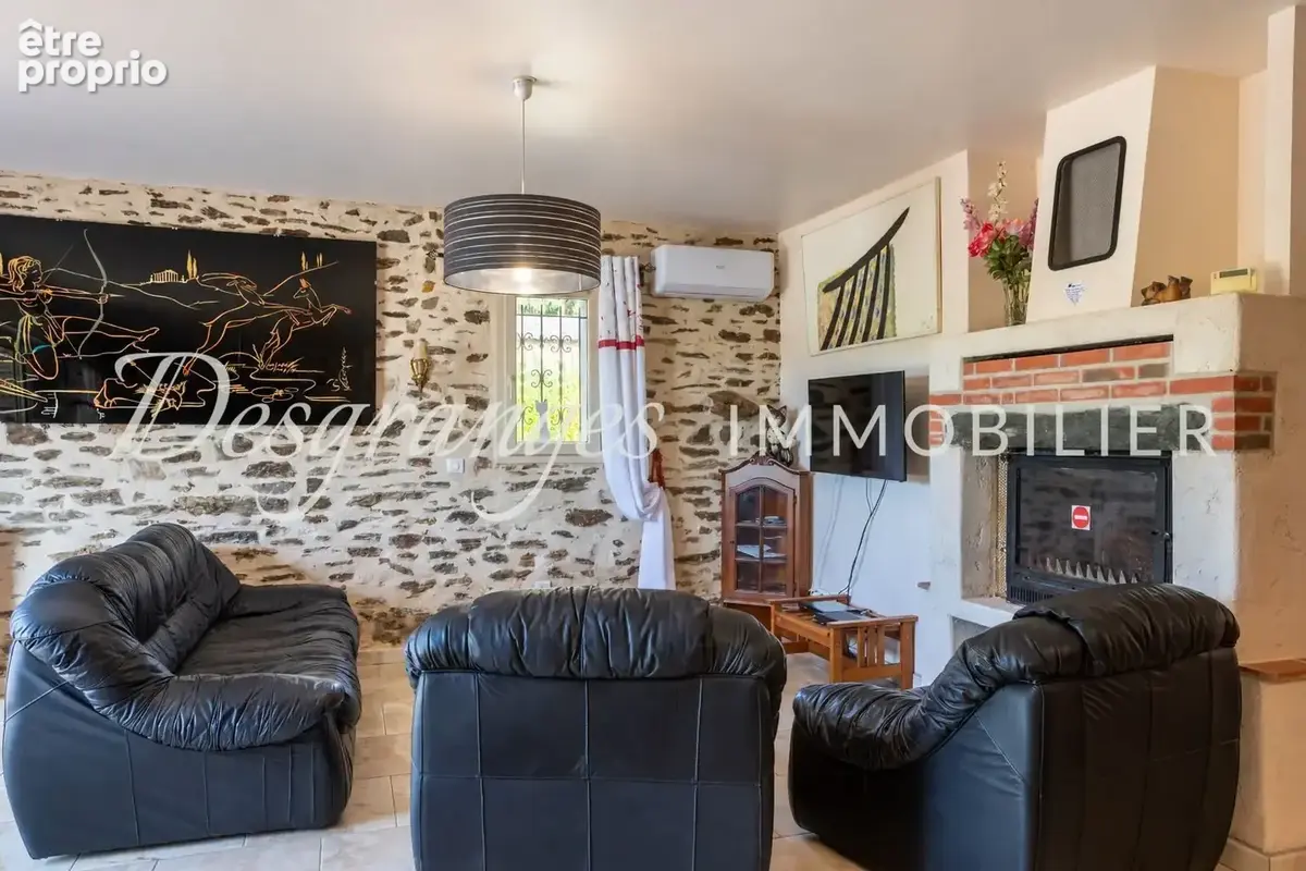 Maison 9 pièces 185 m² à vendre à Sarlande (24270) - photo 4