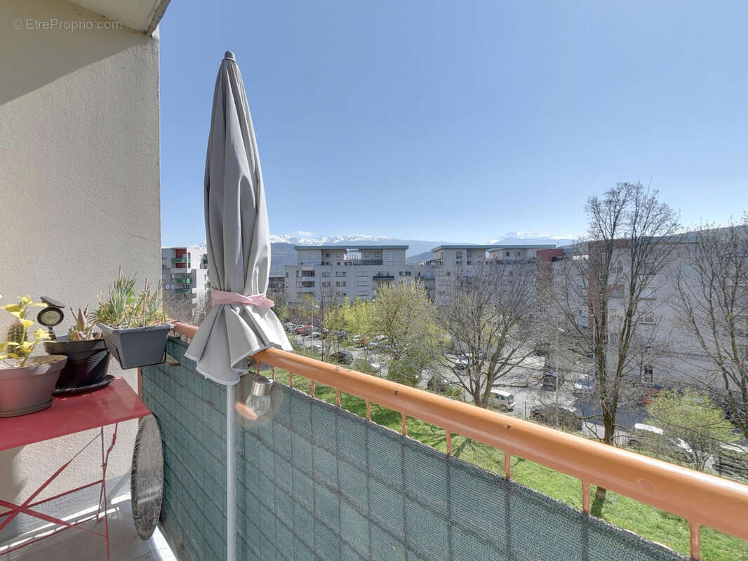 Appartement à ECHIROLLES