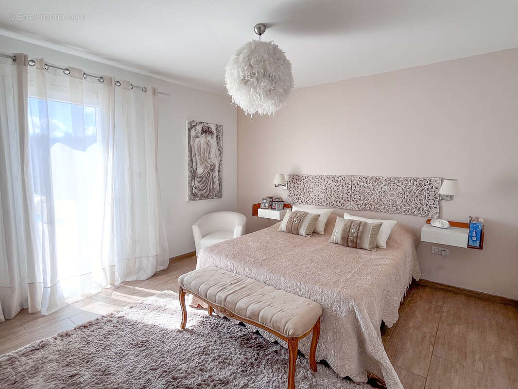 Maison à SAINT-MAXIMIN-LA-SAINTE-BAUME