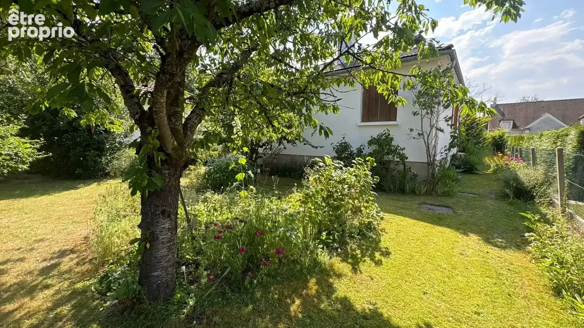 Charmante maison de 60 m² sur sous sol total  plein centre ville à Lamorlaye ! sur 450 m² de terrain clos et arboré !!! - photo 9