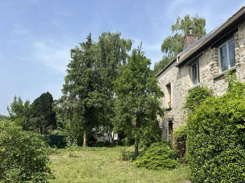 Maison à MONTGEROULT