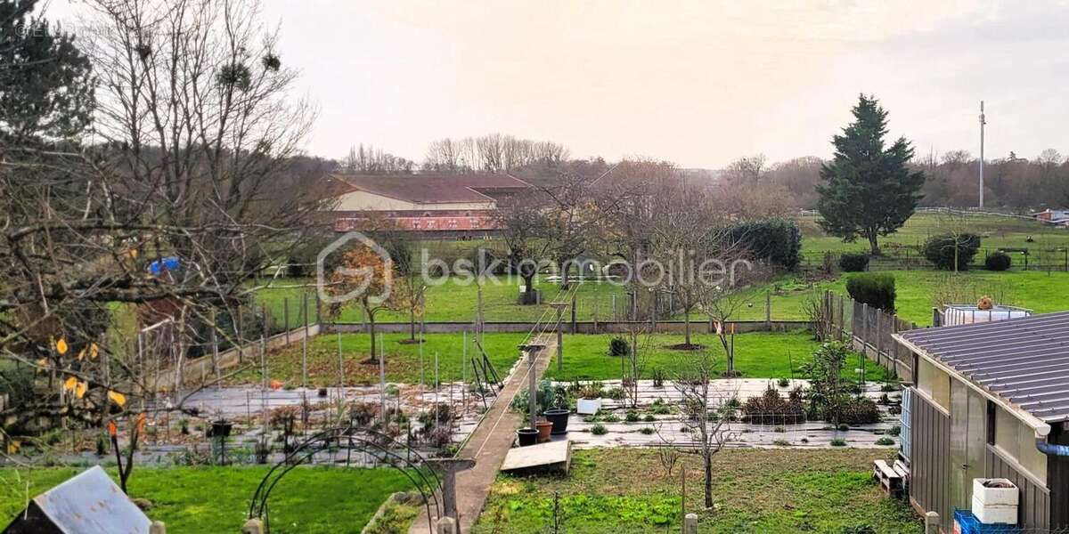 Maison à CHATEAUDUN