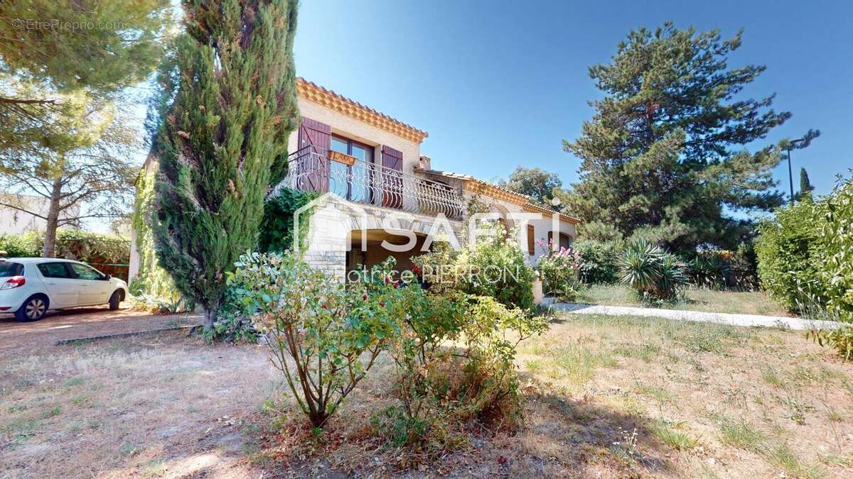 Maison 182 m² à Castelnau-Le-Lez  - photo 3