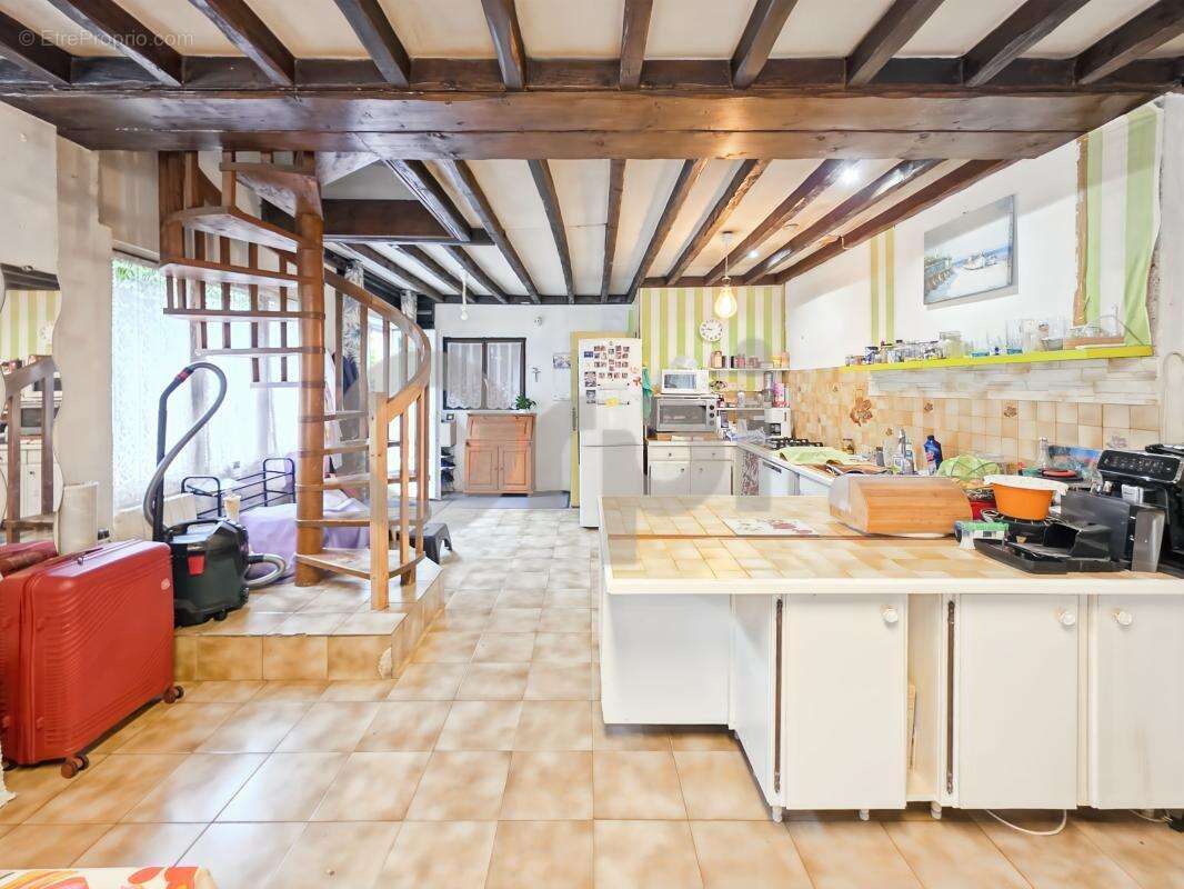Maison à MONTREUIL