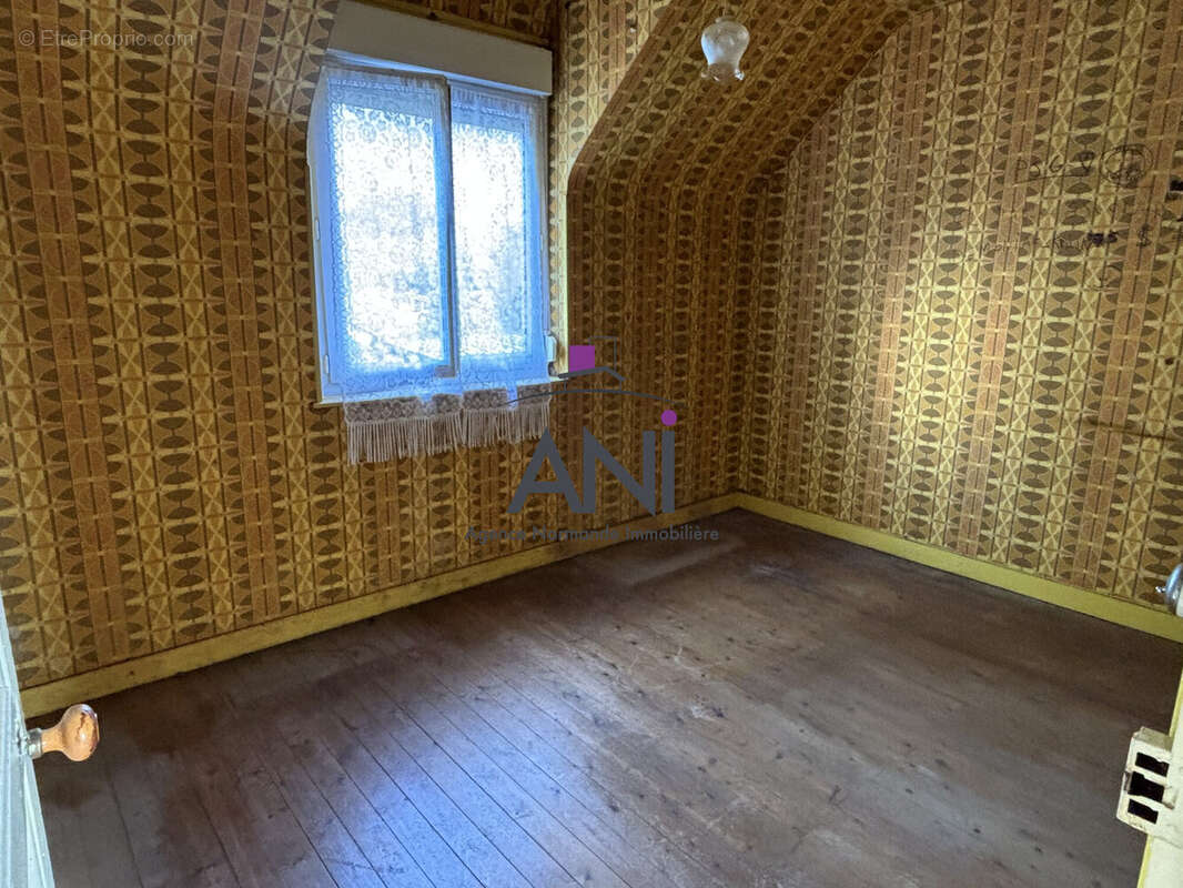 Maison à MARTIN-EGLISE