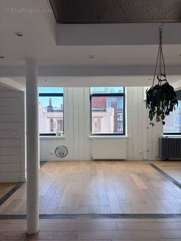 Nouveauté, superbe appartement de type loft d'une surface de 161m2 carrez, totalement rénové au coeur de Lille - photo 5