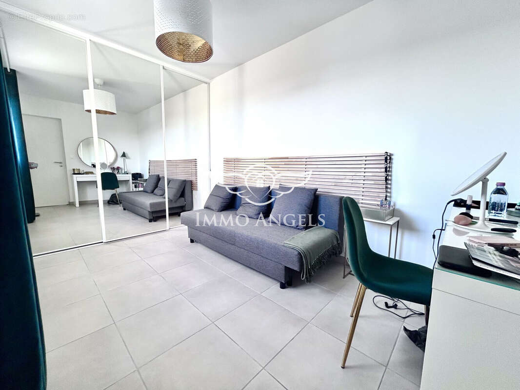 Appartement à CASTELNAU-LE-LEZ