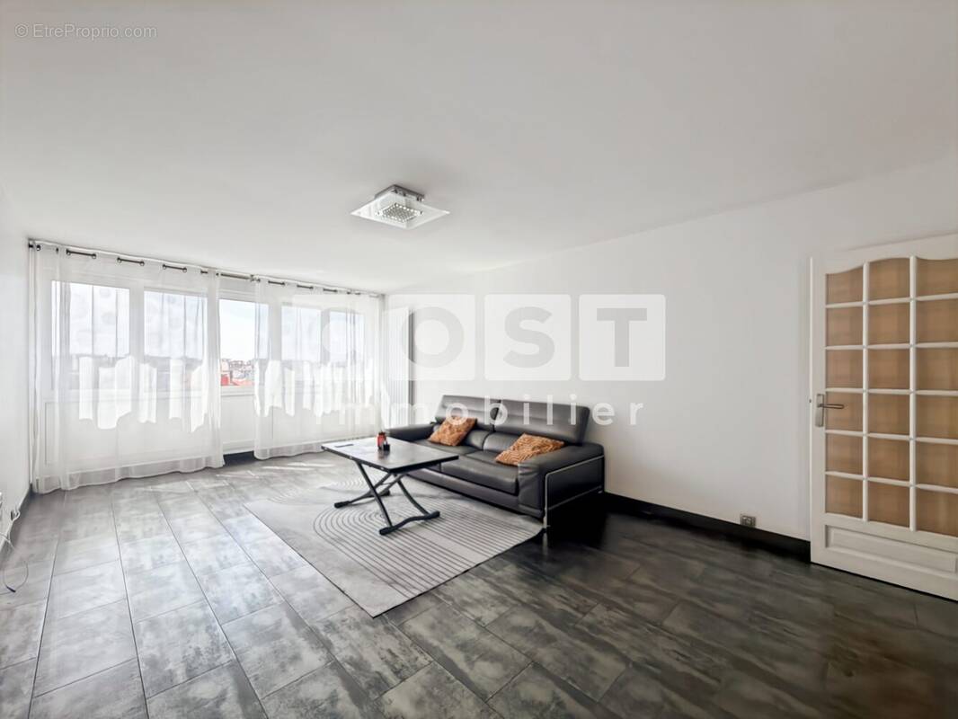Appartement à ASNIERES-SUR-SEINE