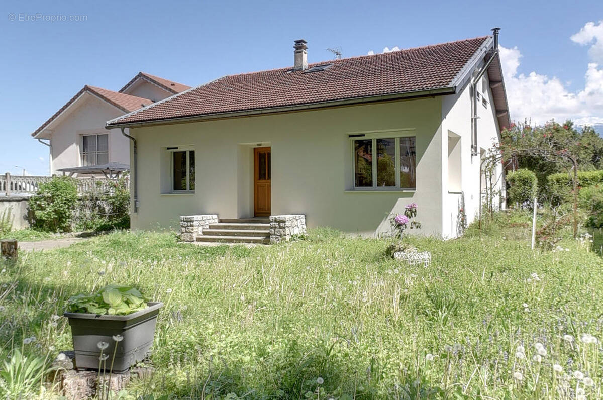 Maison à ECHIROLLES