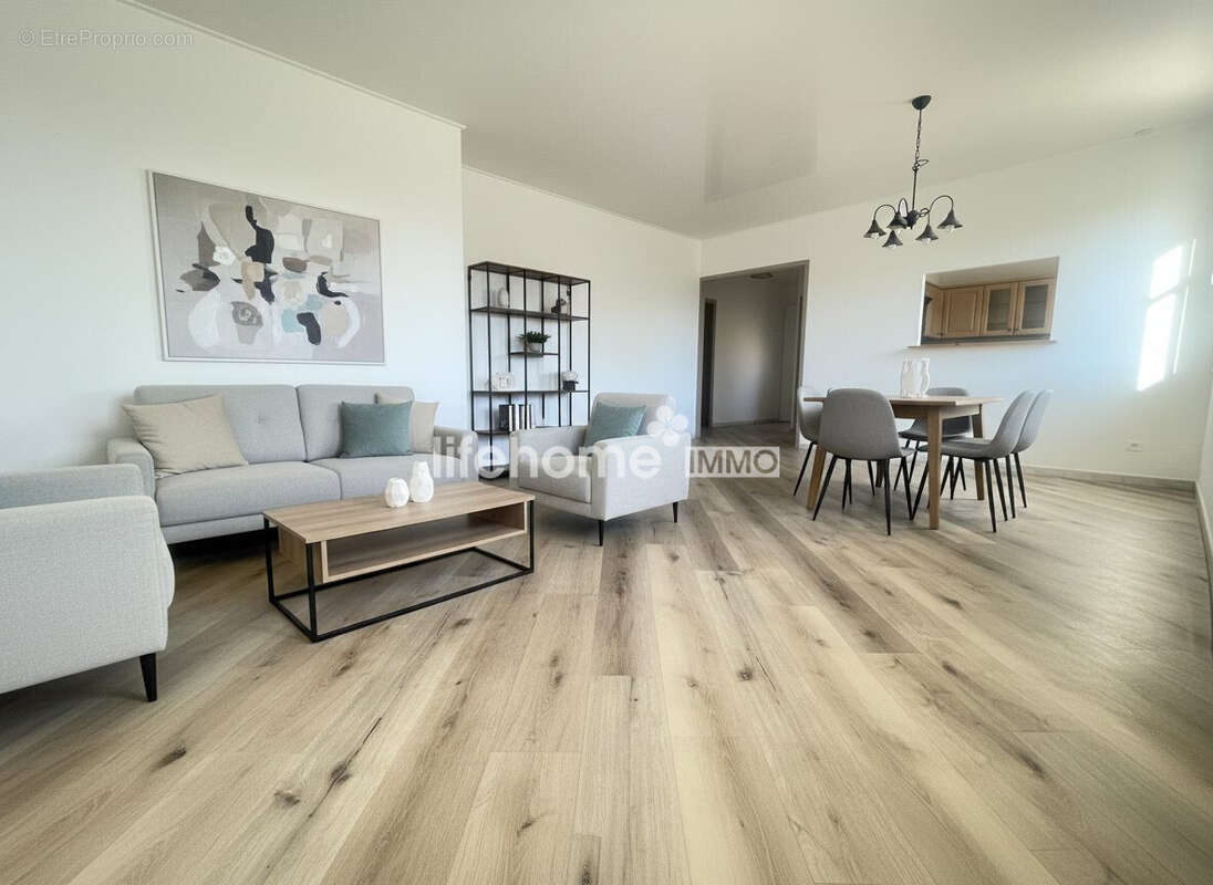 Appartement à LAVERUNE