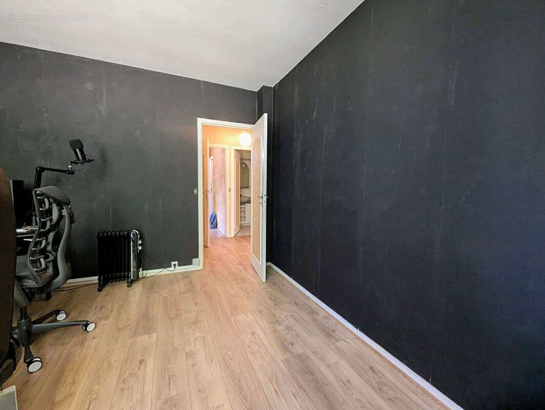 Appartement à JOUY-EN-JOSAS