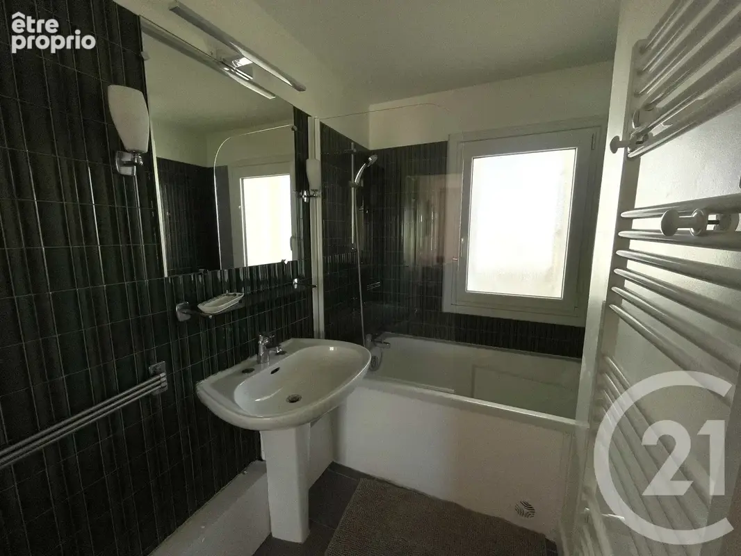 Appartement 3 pièces 77 m² à vendre à Royan (17200) - photo 10