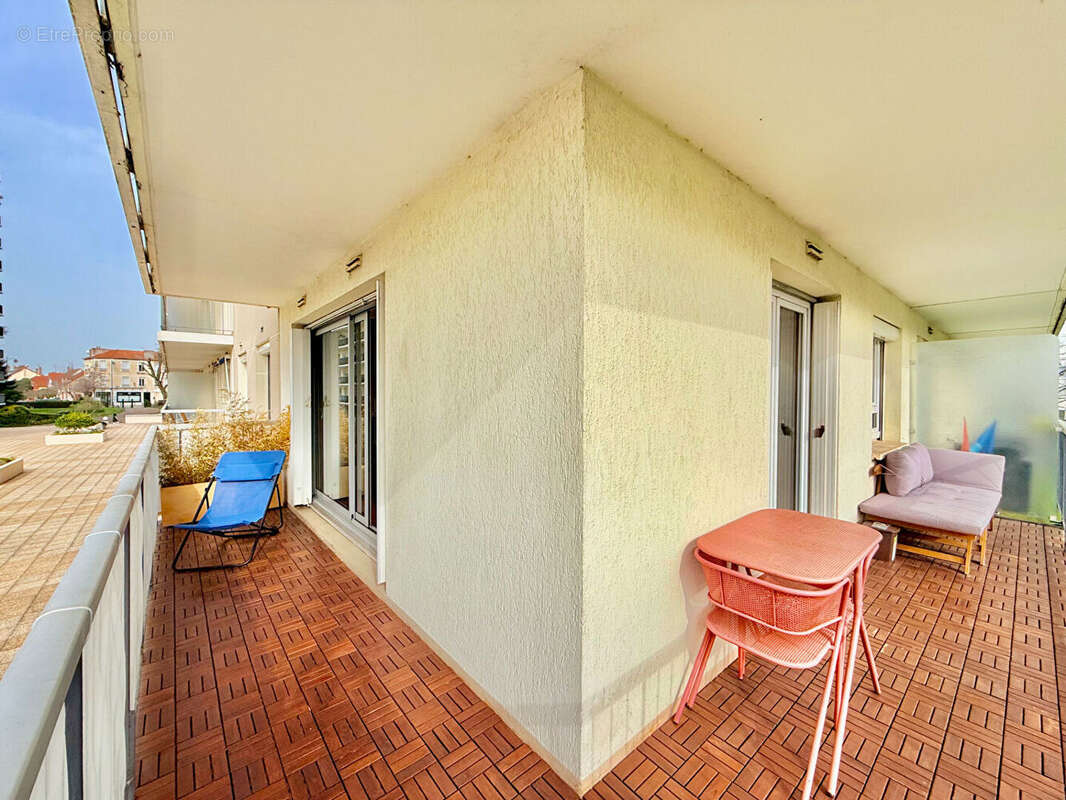 Appartement à MAISONS-ALFORT