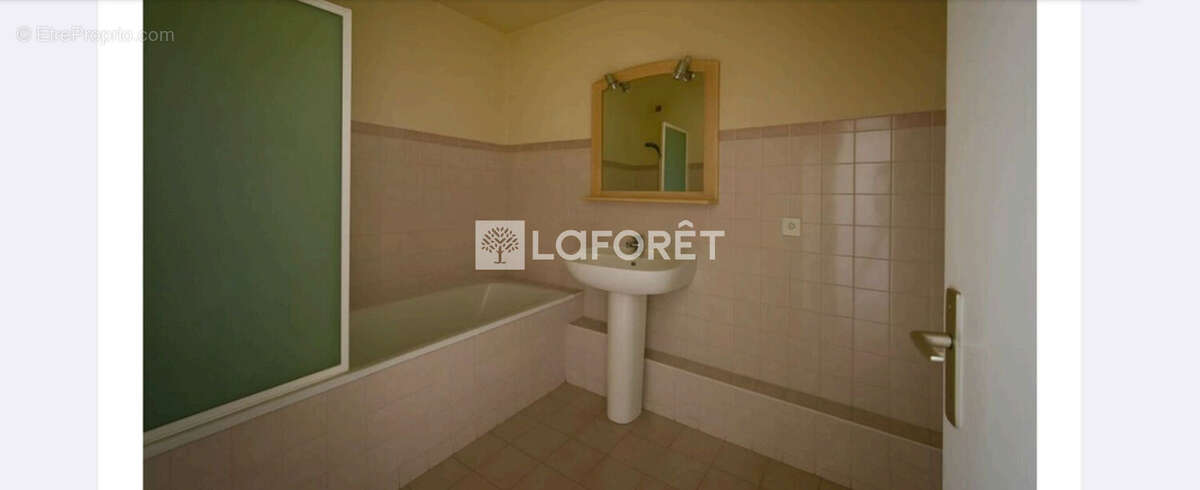 2 pièces à Nice Ouest - photo 11