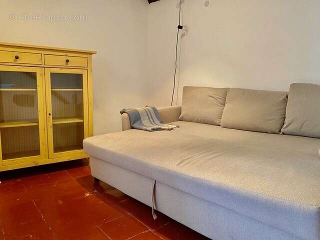 Maison à SAINT-GENIES-DE-FONTEDIT