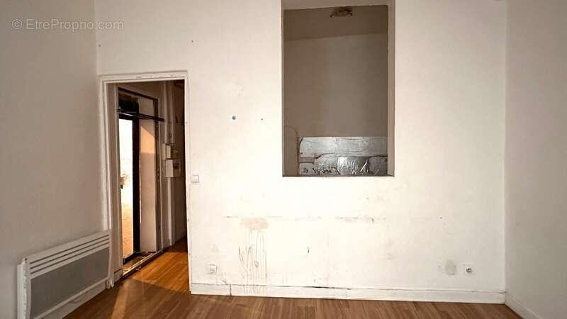 Appartement à PARIS-18E