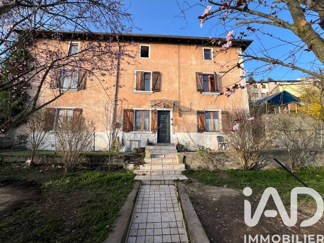 Photo 1 - Maison à AMPLEPUIS