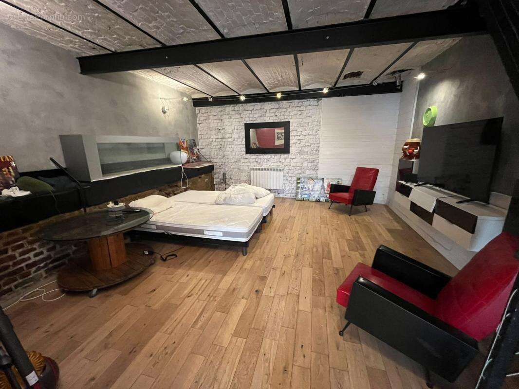  PRESTIGE & ESPACE : Splendide Maison Loft de 251 m² avec 5 Chambres, Jardin, Garage, Piscine  ‍ - photo 7